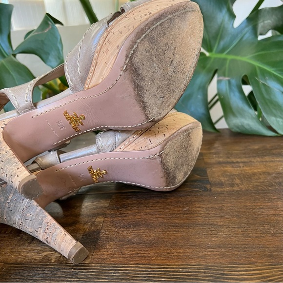 Prada Strapped Sage Green Leather Crock  Ankle Strap Platform Heels EU37.5 - Picture 9 of 14